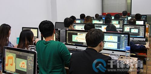 千锋<a href=http://www.mobiletrain.org/page/html5.html _fcksavedurl=http://www.mobiletrain.org/page/html5.html target=_blank class=infotextkey>HTML5培训</a>.jpg